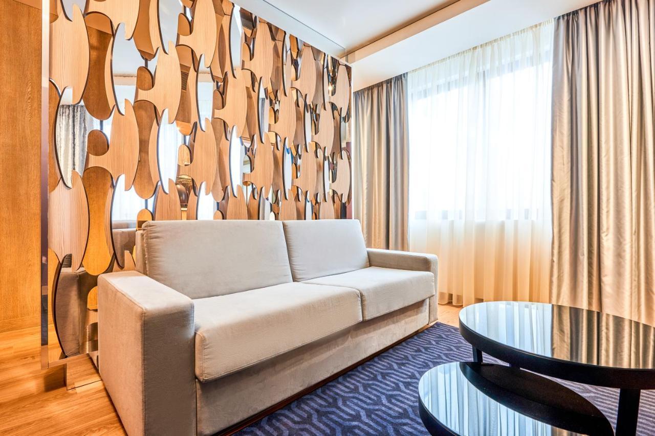 Radisson Blu Hotel, Kyiv City Centre Kültér fotó