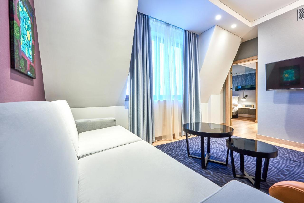 Radisson Blu Hotel, Kyiv City Centre Kültér fotó