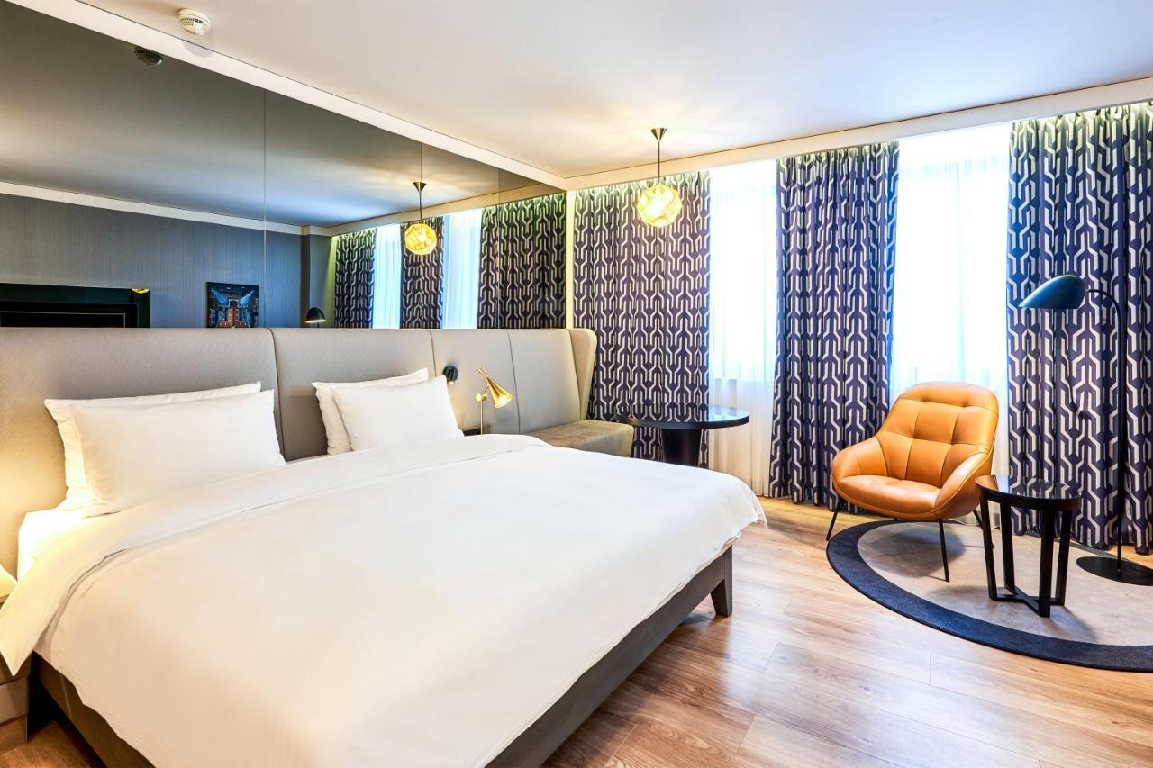 Radisson Blu Hotel, Kyiv City Centre Kültér fotó