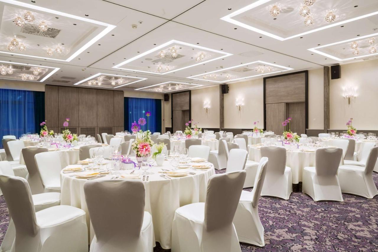 Radisson Blu Hotel, Kyiv City Centre Kültér fotó
