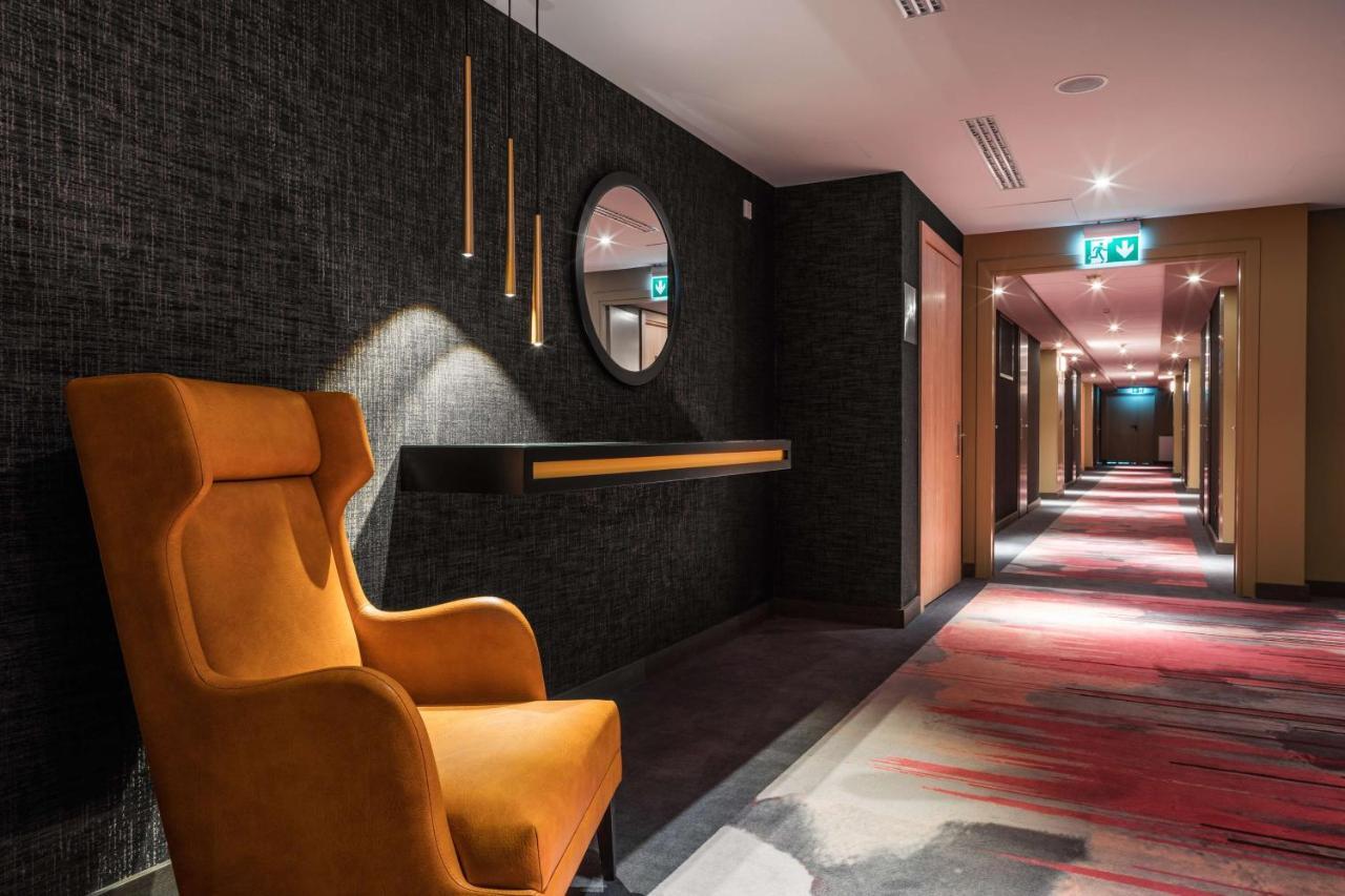 Radisson Blu Hotel, Kyiv City Centre Kültér fotó